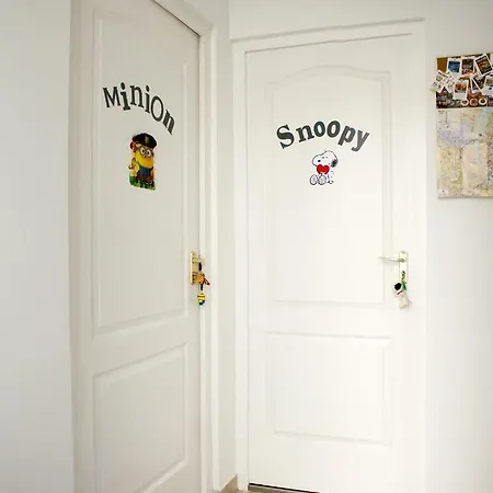 Minion & Snoopy