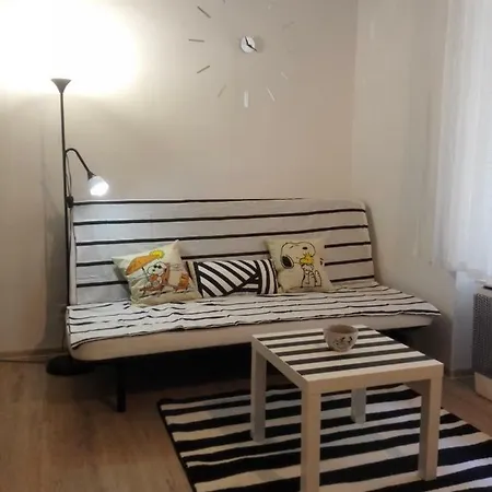 Minion & Snoopy * 布达佩斯